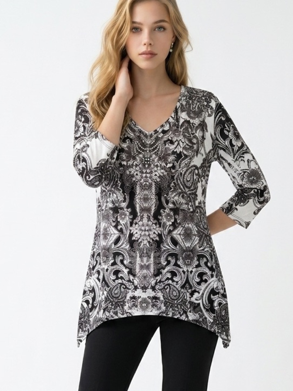 One World Women's L Black Paisley Tunic Top V-Neck 3/4 Sleeve‎ Casual